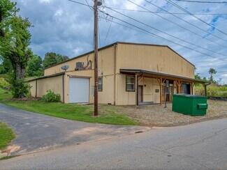 More details for 39 Brookside Cir, Candler, NC - Light Industrial to Rent
