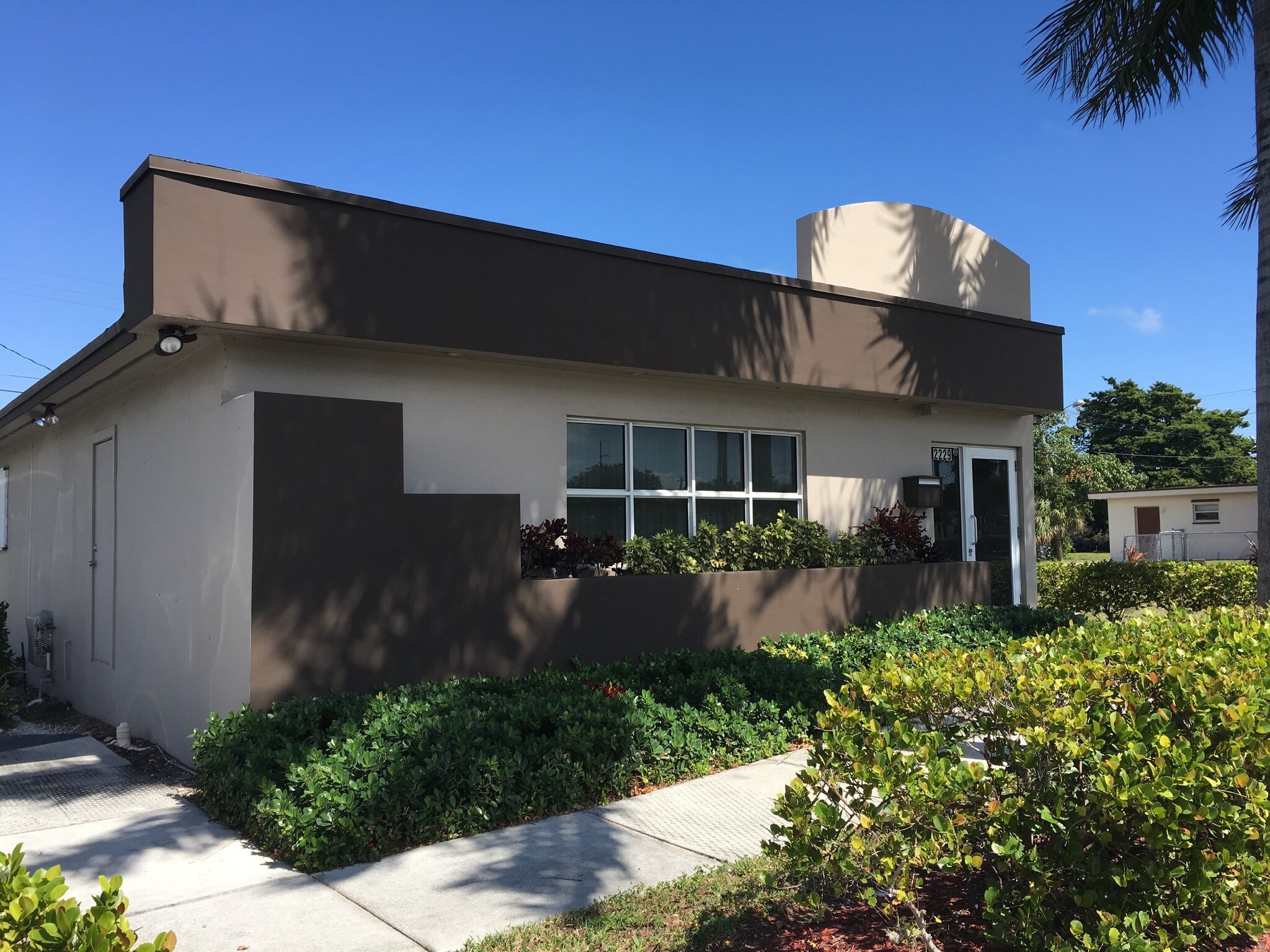 2229 Sheridan St, Hollywood, FL for sale Primary Photo- Image 1 of 1