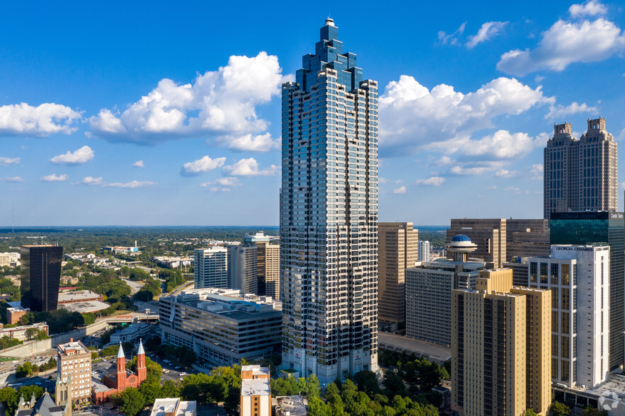 303 Peachtree St Ne, Atlanta, GA for rent - Building Photo - Image 1 of 5