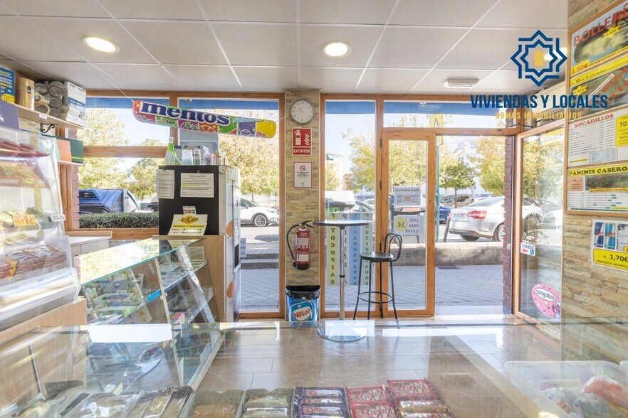 Retail in Granada, Granada for sale - Building Photo - Image 3 of 22