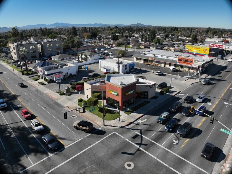 N Waterman Ave & E Highland Ave portfolio of 3 properties for sale on LoopNet.co.uk - Matterport Community - Image 3 of 27