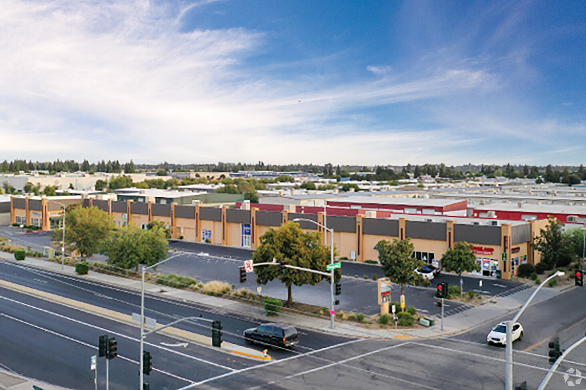5816 E Shields Ave, Fresno, CA for sale Primary Photo- Image 1 of 1