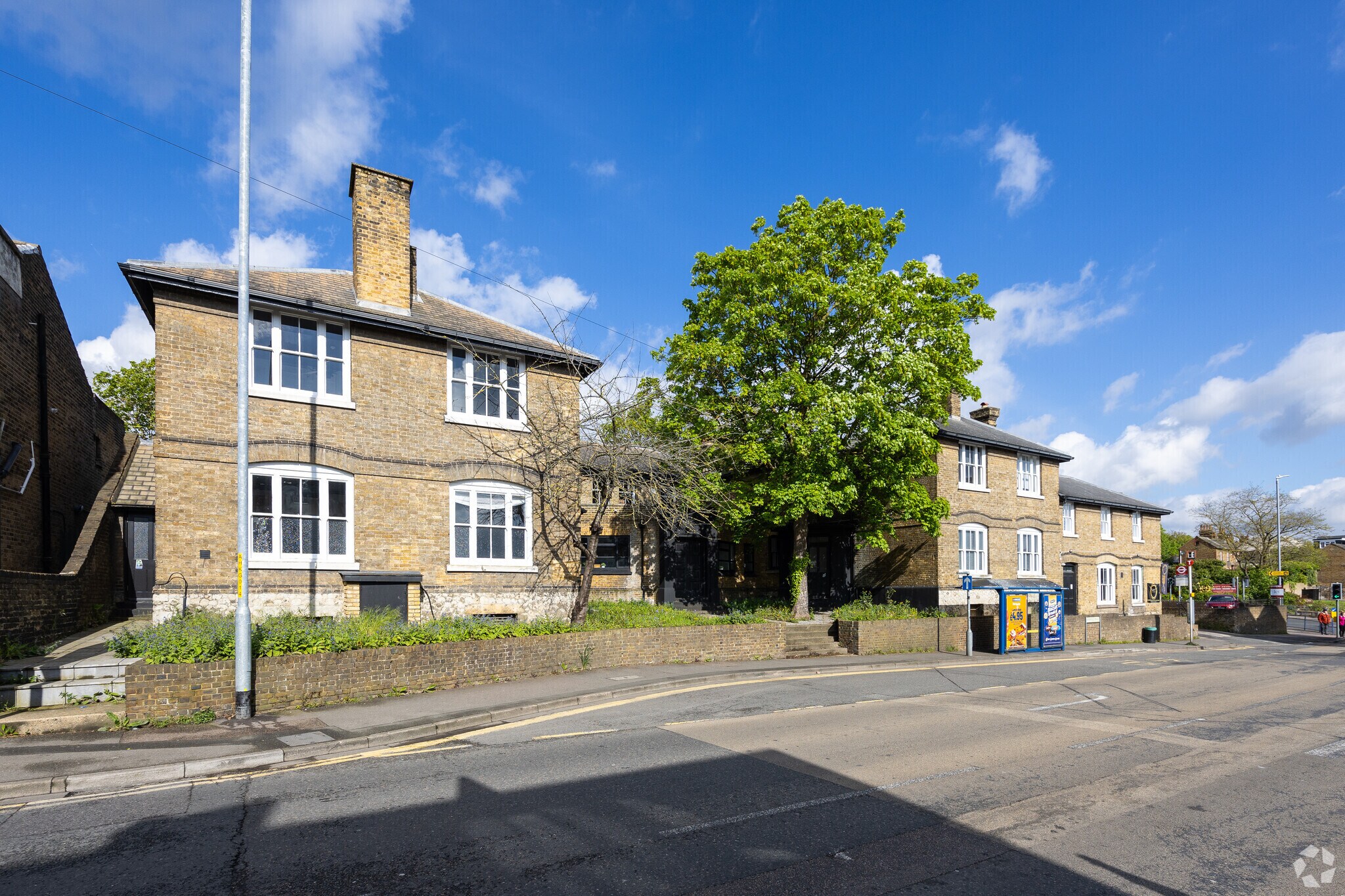 1A Highfield Rd, Dartford for sale Primary Photo- Image 1 of 22