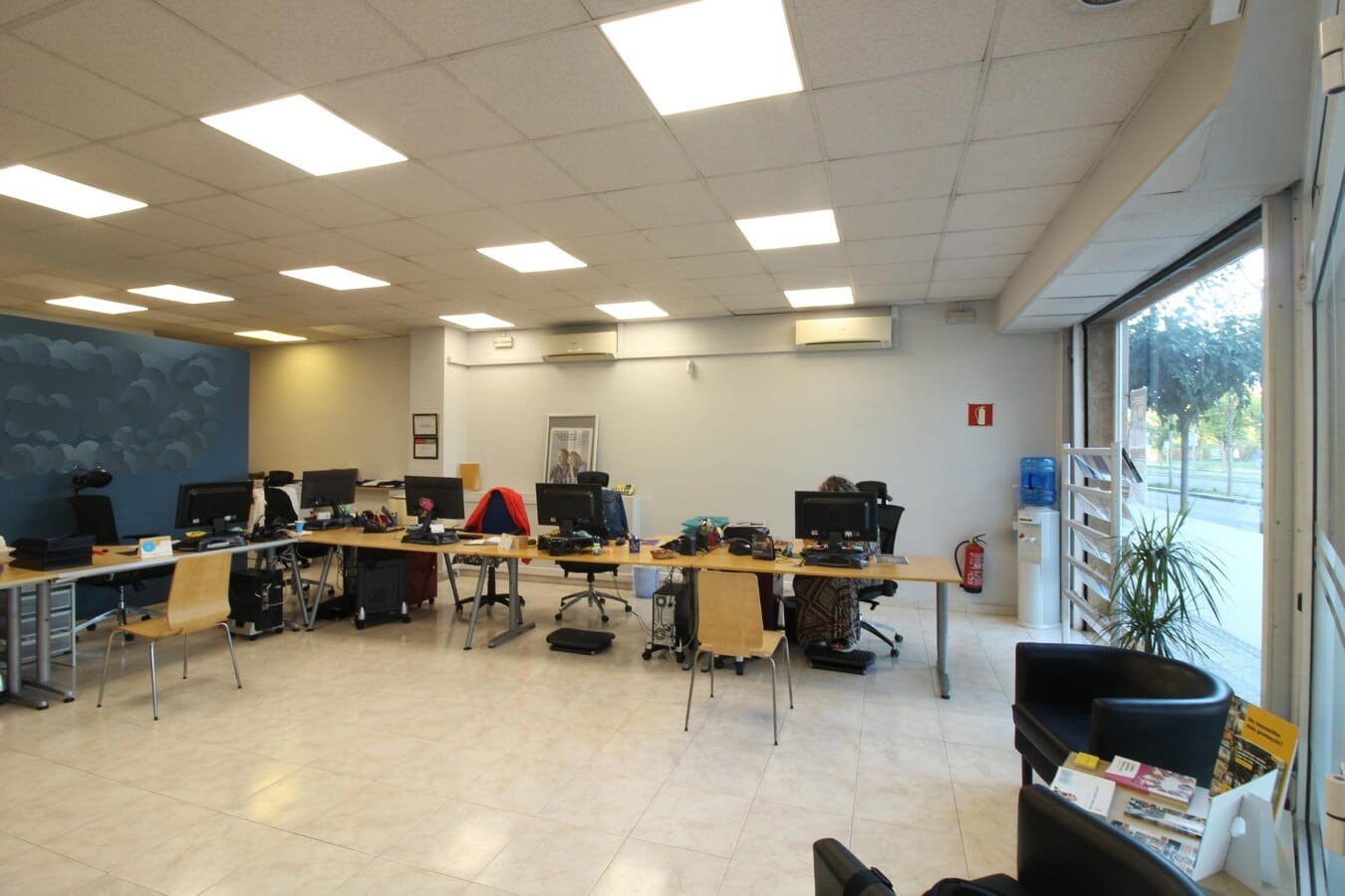 Vilanova i la Geltrú, BAR 08800 -  -  - Interior Photo - Image 1 of 9