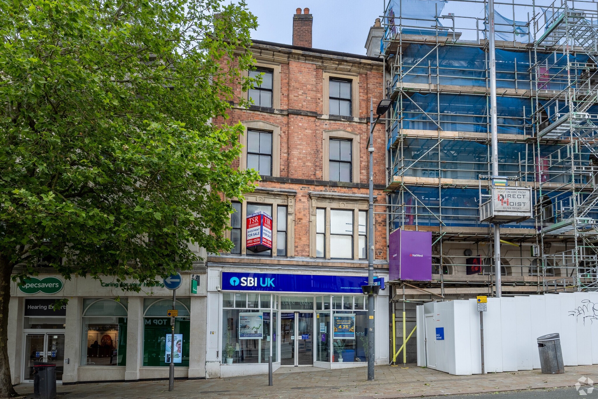 38A Queen Sq, Wolverhampton for sale Primary Photo- Image 1 of 3