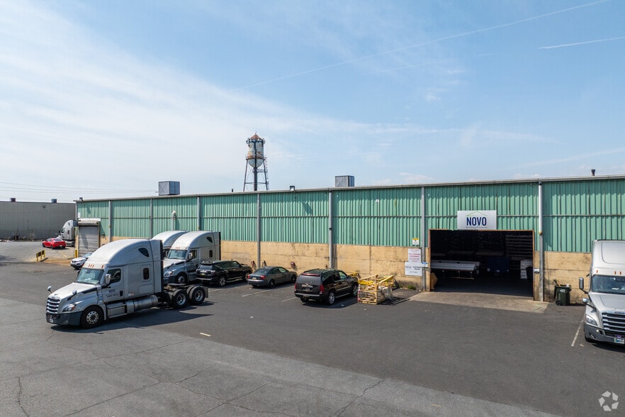 2027 S 12th St, Allentown, PA to rent - Building Photo - Image 2 of 7