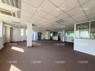 More details for 2 Rue Du Pont Colbert, Versailles - Office for Sale