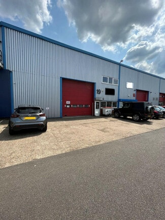 More details for Red Lion Rd, Surbiton - Industrial for Rent