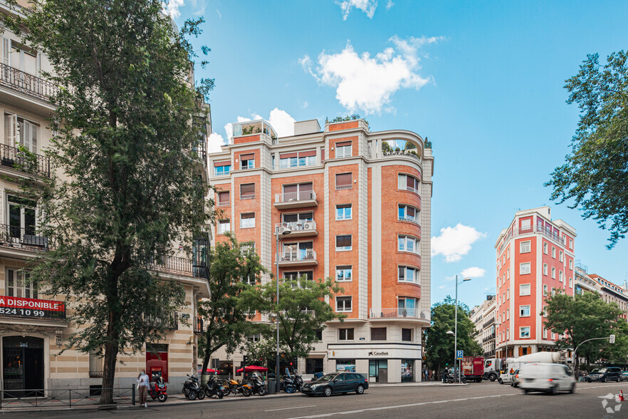 Calle Zurbarán, 8, Madrid, Madrid for rent - Building Photo - Image 3 of 3