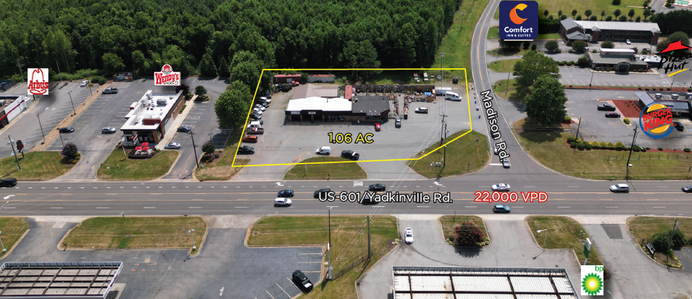 1515 Yadkinville Rd, Mocksville, NC for rent - Building Photo - Image 1 of 2