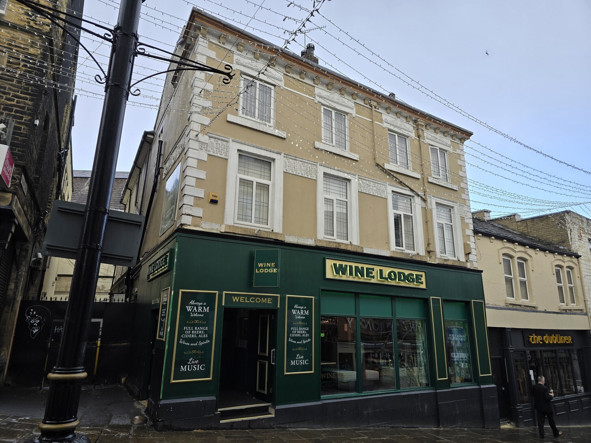 28 Ivegate, Bradford for sale Building Photo- Image 1 of 1