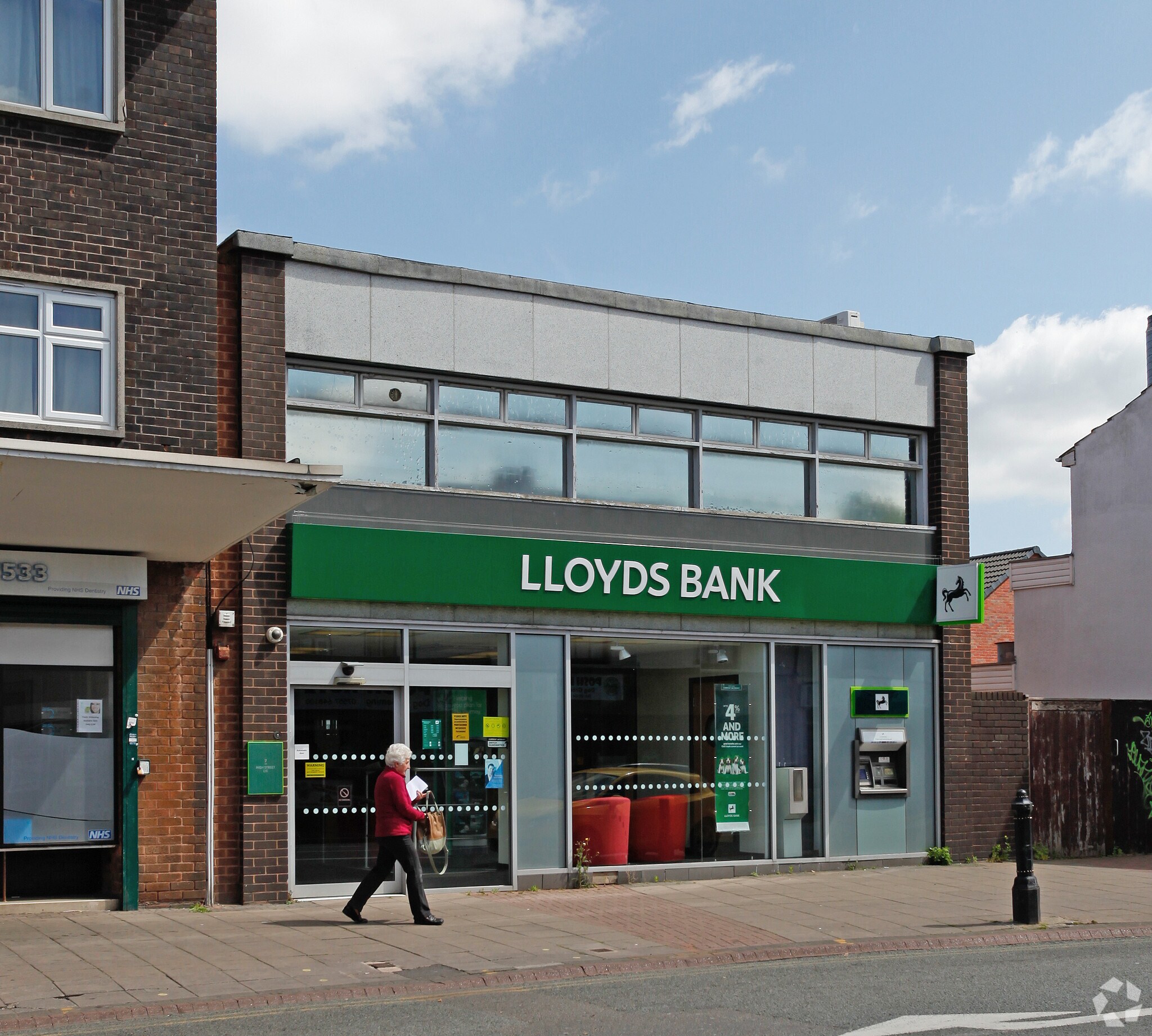 7 High St, Stourbridge for sale Primary Photo- Image 1 of 1