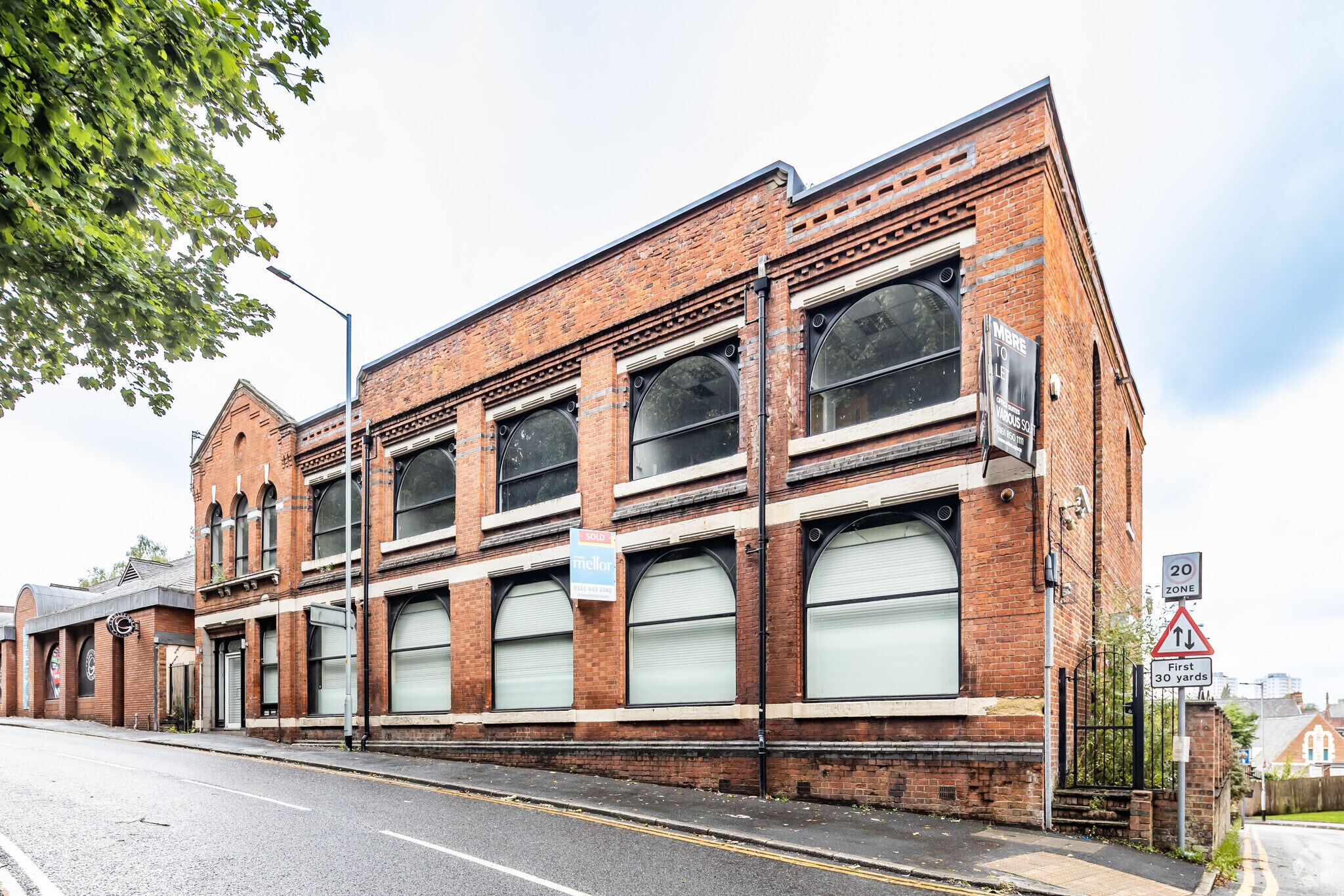 61 Wellington St, Stockport for sale Primary Photo- Image 1 of 1
