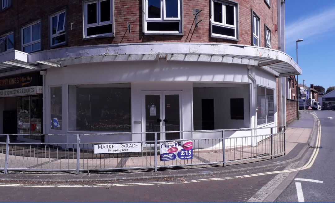2-14 Market Parade, Havant to rent Primary Photo- Image 1 of 23