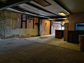 Retail in Castelldefels, Barcelona to rent Interior Photo- Image 2 of 16