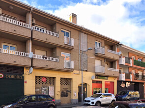 Calle Jacinto Benavente, 5, Villanueva de la Cañada, Madrid for sale Primary Photo- Image 1 of 3