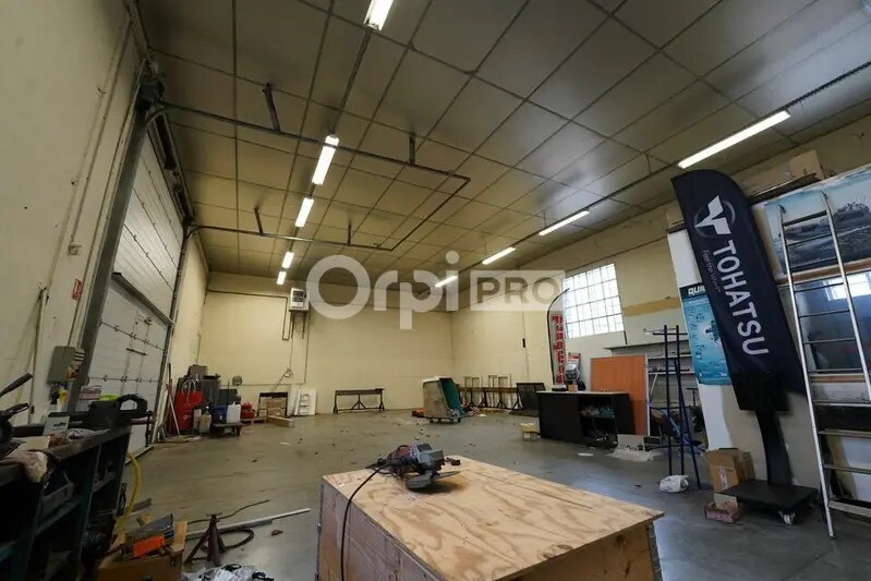 21 Rue Jean Jaurès, Meyzieu to rent - Building Photo - Image 2 of 10