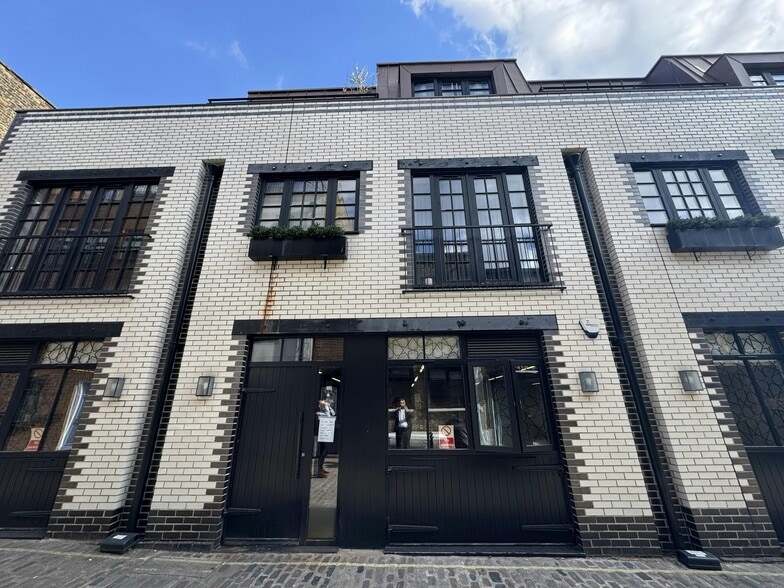 Pratt Mews, London to rent - Building Photo - Image 3 of 6