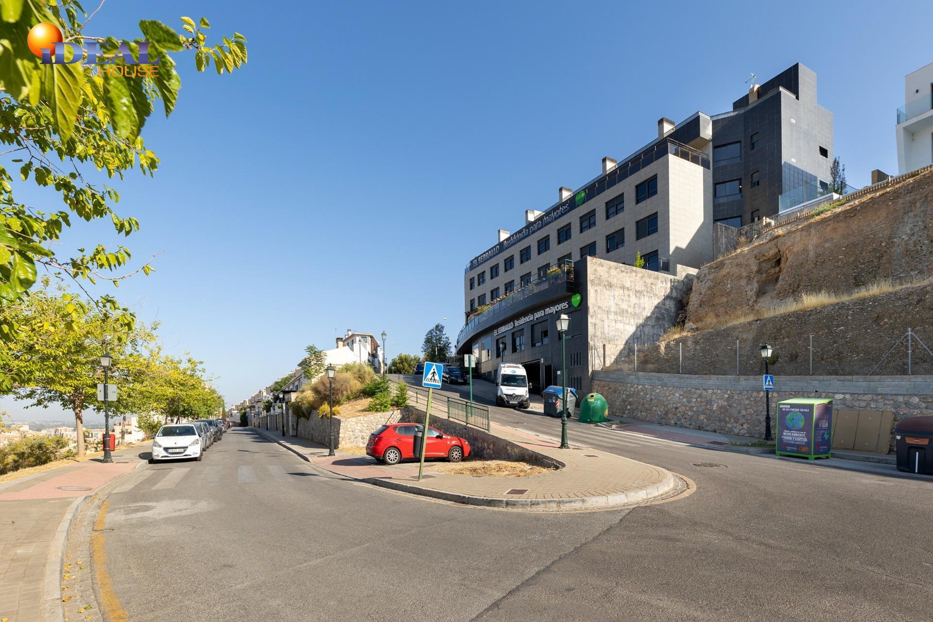 Calle Padre Ferrer, 5, Granada, Granada for sale Primary Photo- Image 1 of 23