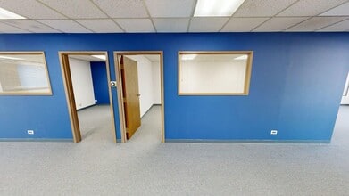 805-815 E Rand Rd, Arlington Heights, IL to rent Building Photo- Image 1 of 14