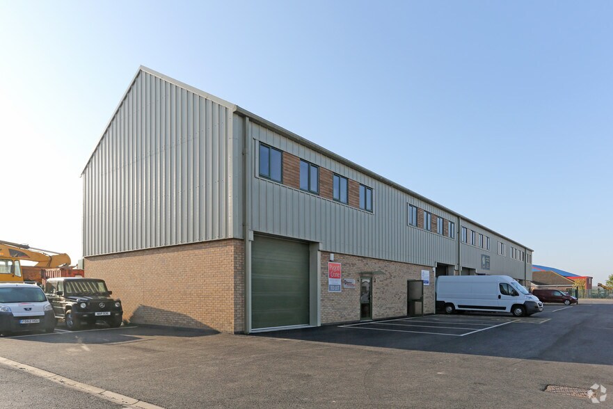 Stirlin Ct, Saxilby to rent - Primary Photo - Image 1 of 11