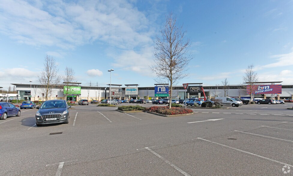 West Thurrock Way, Grays for sale - Primary Photo - Image 1 of 1