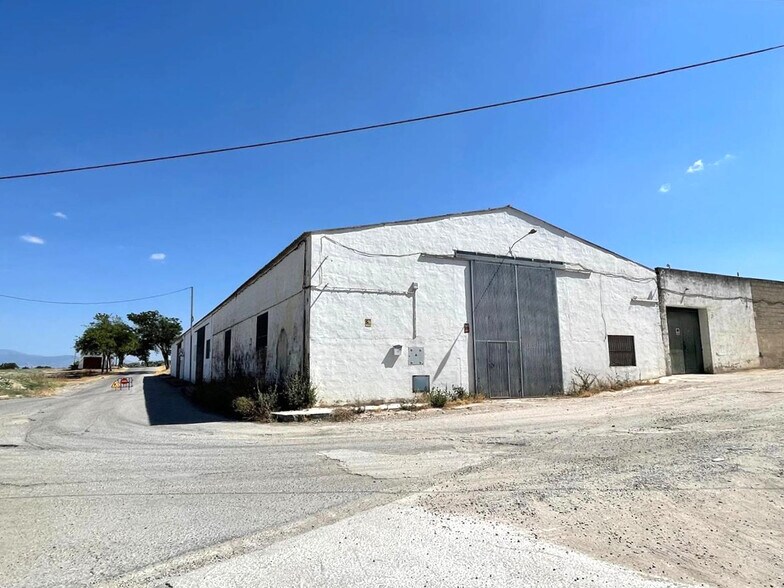 Industrial in Mengíbar for sale - Building Photo - Image 3 of 3