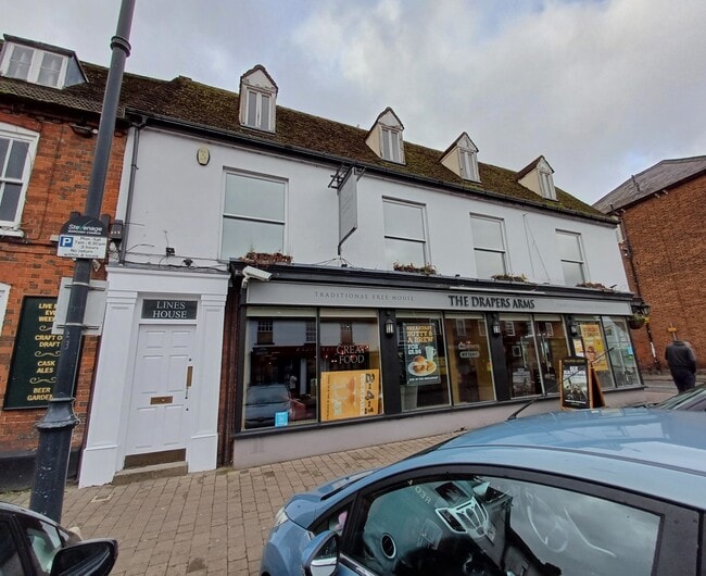 More details for 76-78 High St, Stevenage - Office to Rent