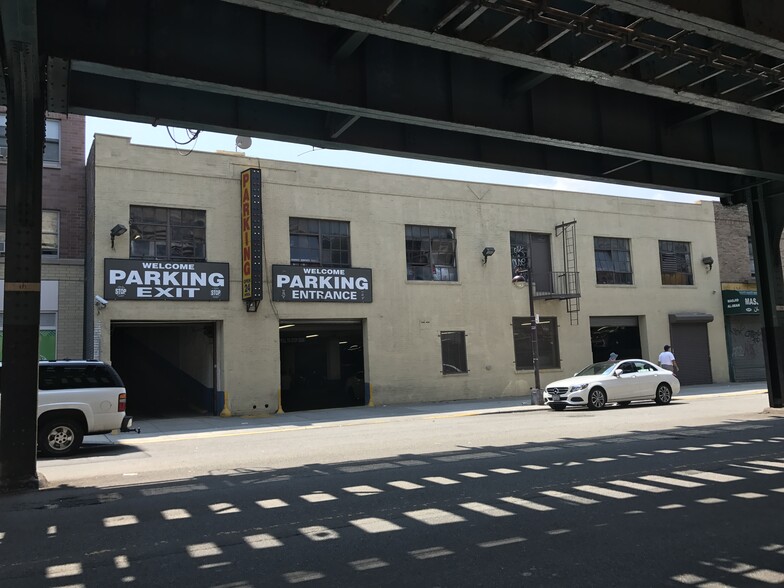 2010 Westchester Ave, Bronx, NY for rent - Primary Photo - Image 1 of 4