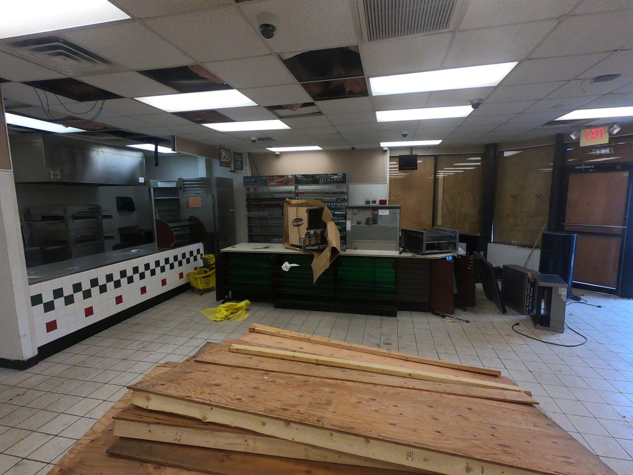 1411 Main St, Palmer 01069 Hess UK