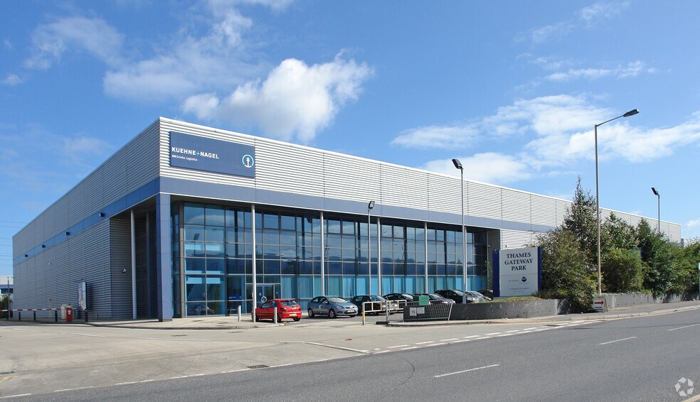 Choats Rd, Dagenham to rent - Building Photo - Image 2 of 31
