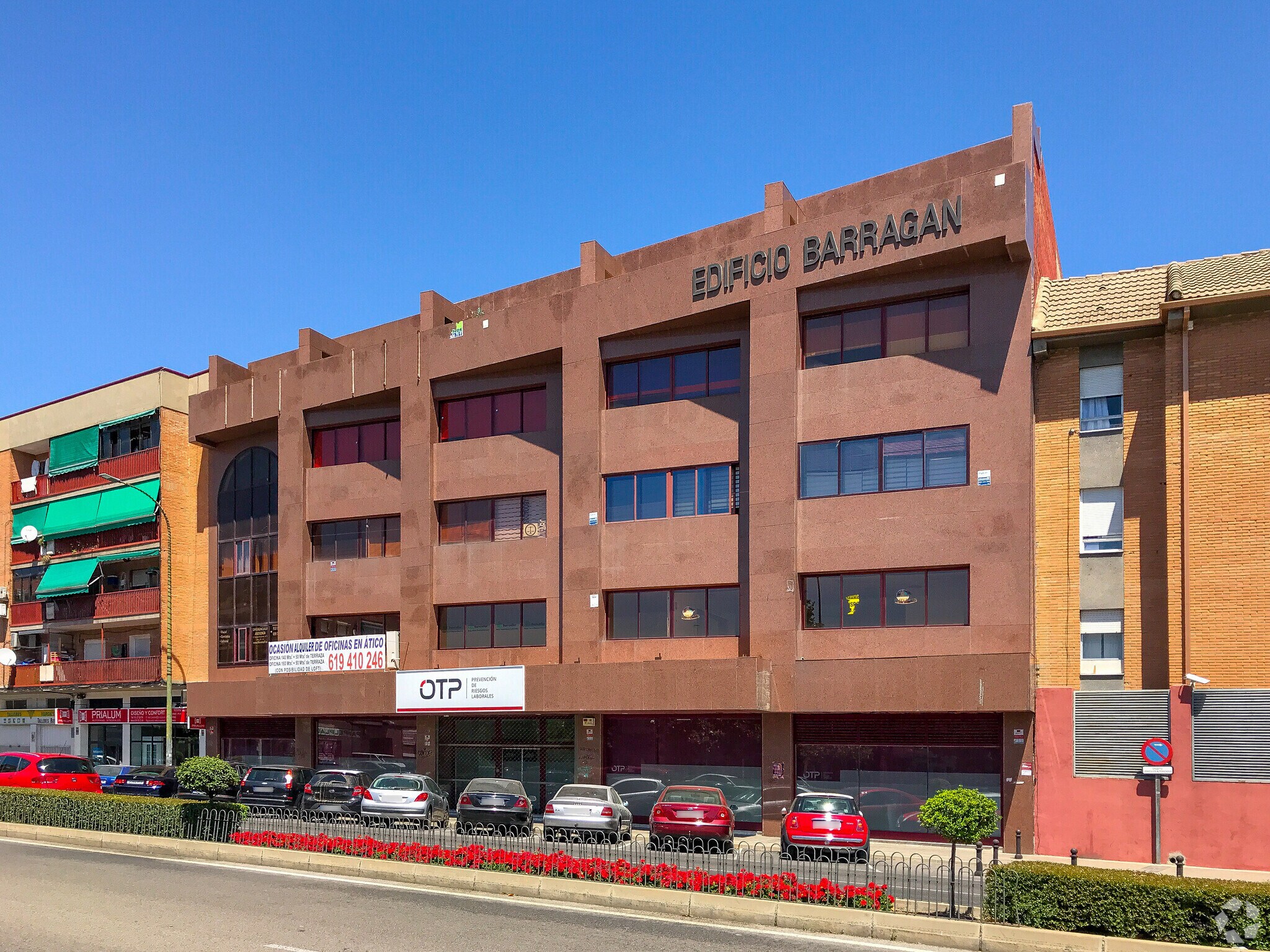 Calle Ronda Poniente, 7, Torrejón de Ardoz, Madrid for sale Primary Photo- Image 1 of 5