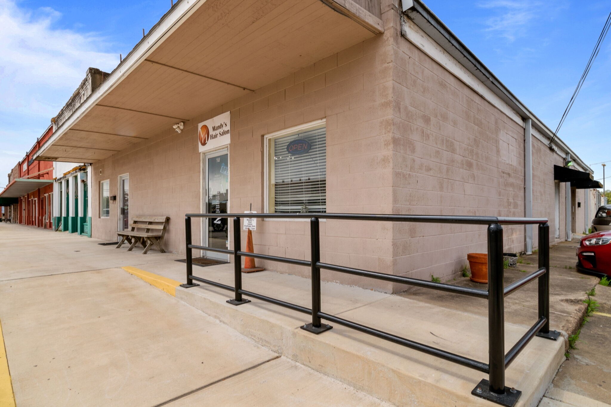705 12th St, Hempstead, TX for sale Building Photo- Image 1 of 1