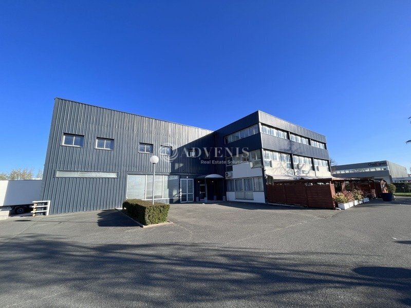 Avenue Roger Hennequin, Trappes for sale Building Photo- Image 1 of 7