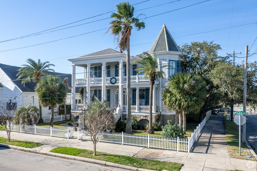 1103 33rd St, Galveston, TX for sale - Primary Photo - Image 1 of 1