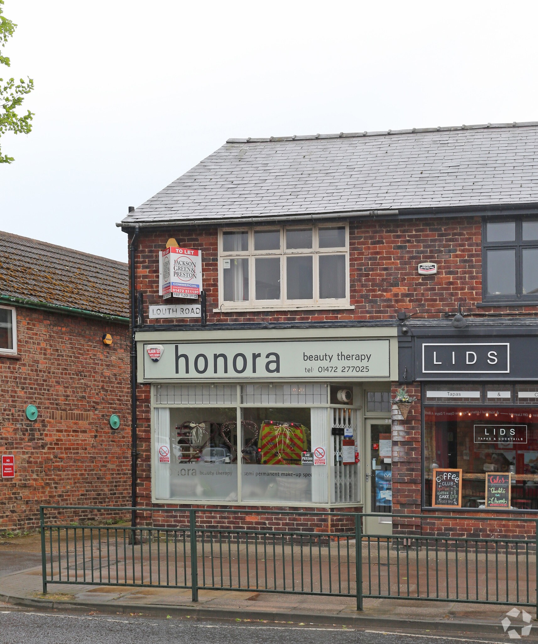 38A Louth Rd, Grimsby for sale Primary Photo- Image 1 of 1