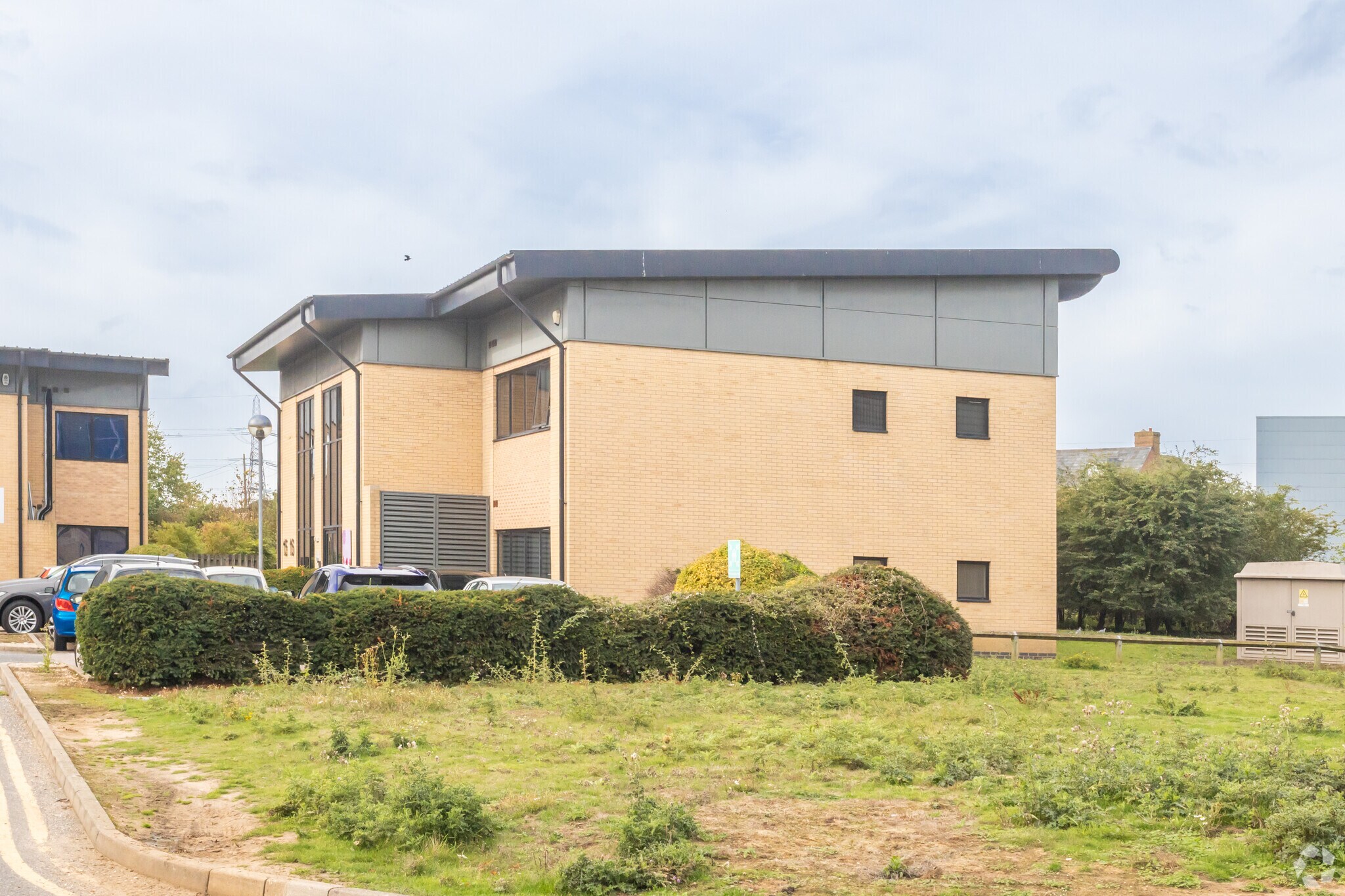 15-16 Colmworth Business Park, Eaton Socon to rent Primary Photo- Image 1 of 2