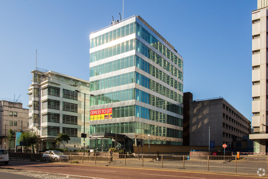 11 Wellesley Rd, Croydon for sale - Building Photo - Image 1 of 1