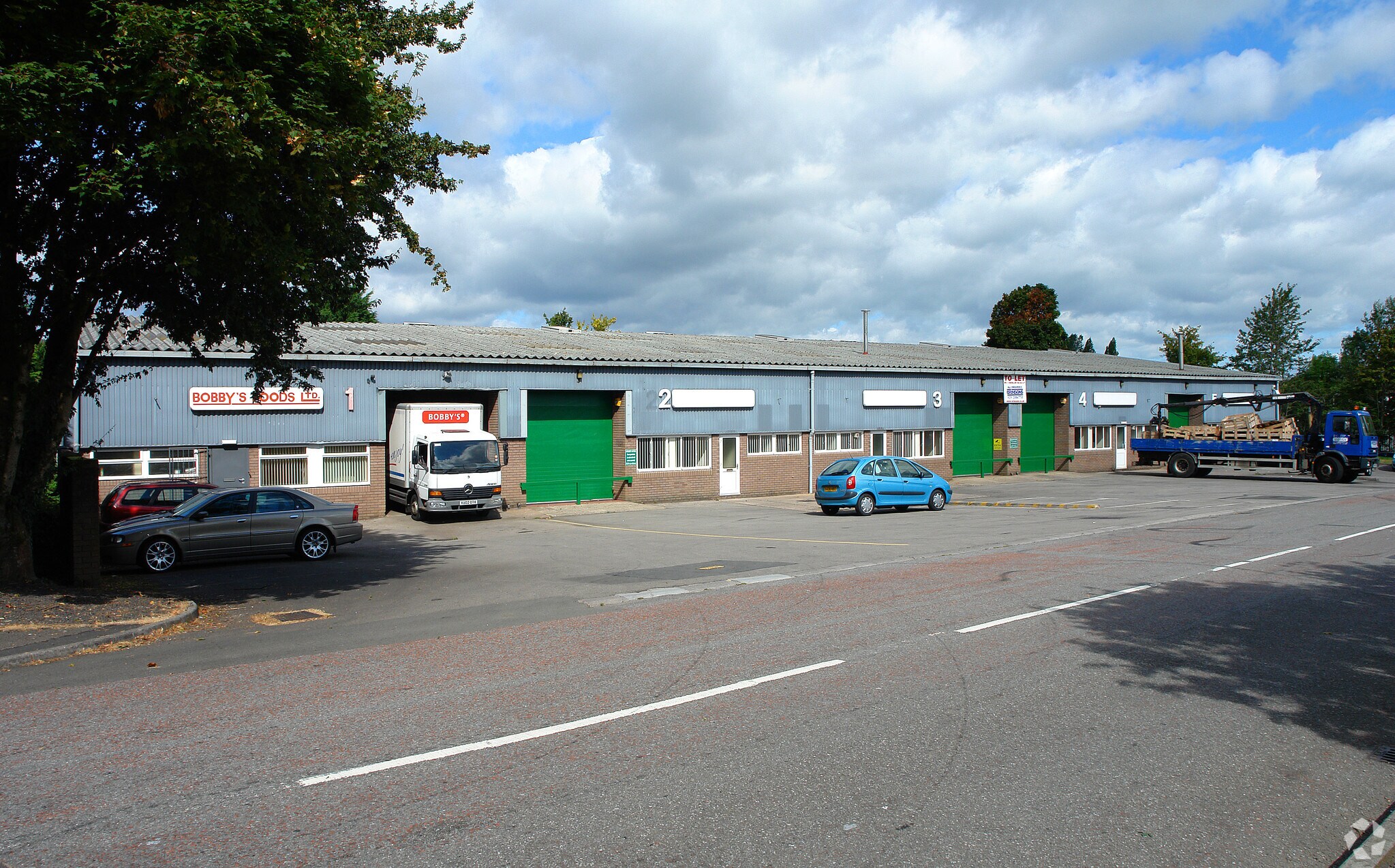 5 Court Road Industrial Estate, Cwmbran for sale Primary Photo- Image 1 of 1