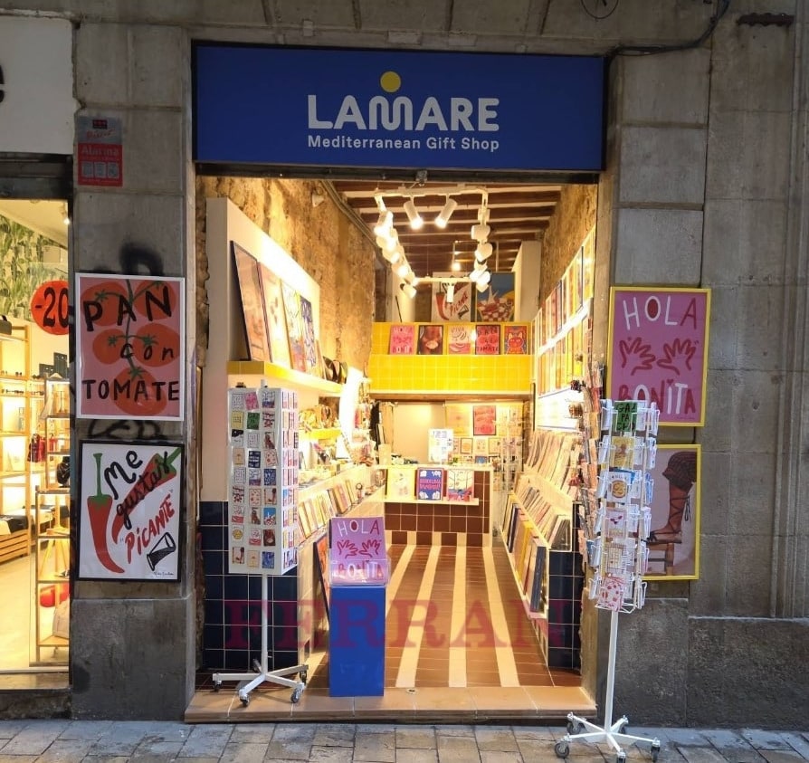 Retail in Barcelona, Barcelona to rent Interior Photo- Image 1 of 1