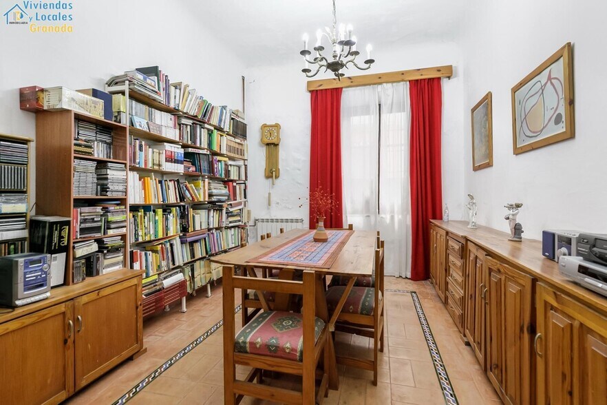 in Granada, Granada for sale - Building Photo - Image 2 of 26