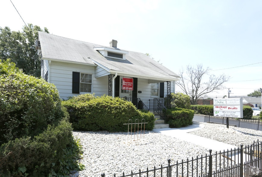 47 Edinburg Rd, Hamilton, NJ to rent - Building Photo - Image 3 of 3