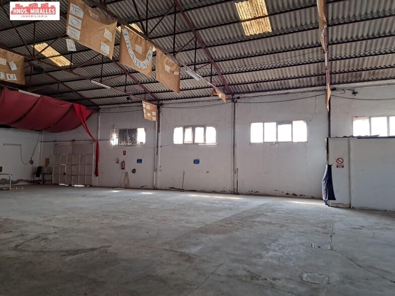 Industrial in Albatera, Alicante to rent - Interior Photo - Image 1 of 7