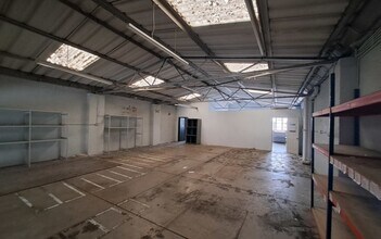 23-25 Cobourg St, Plymouth to rent Interior Photo- Image 1 of 1