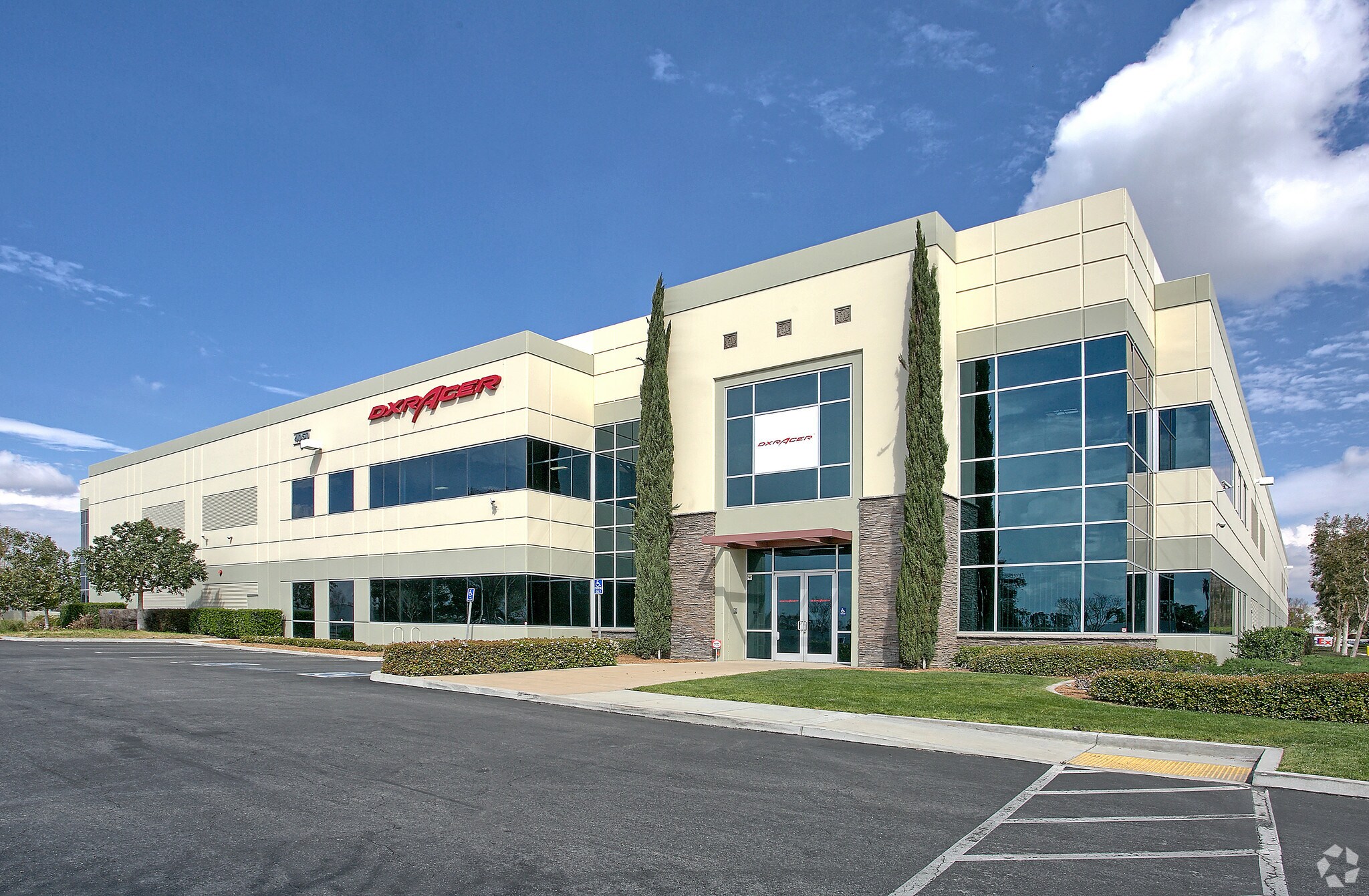 4050 E Greystone Dr, Ontario 91761 Bldg C