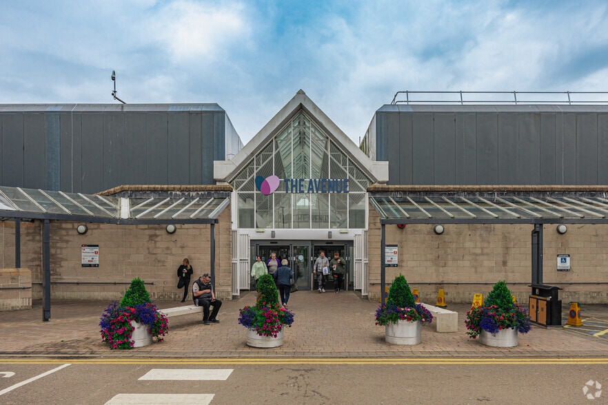 Ayr Rd, Newton Mearns for sale - Primary Photo - Image 1 of 3