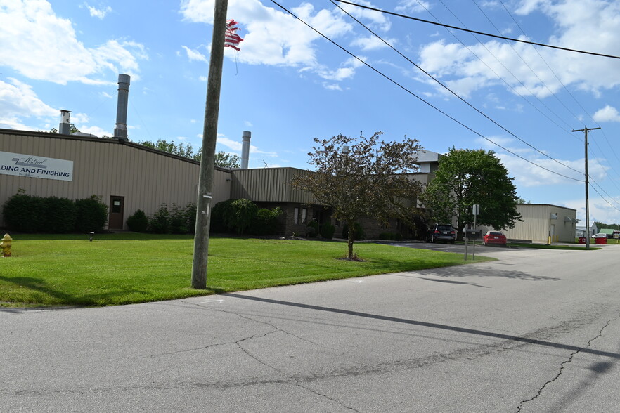 1000 N Morton St, Portland, IN for sale - Building Photo - Image 1 of 7