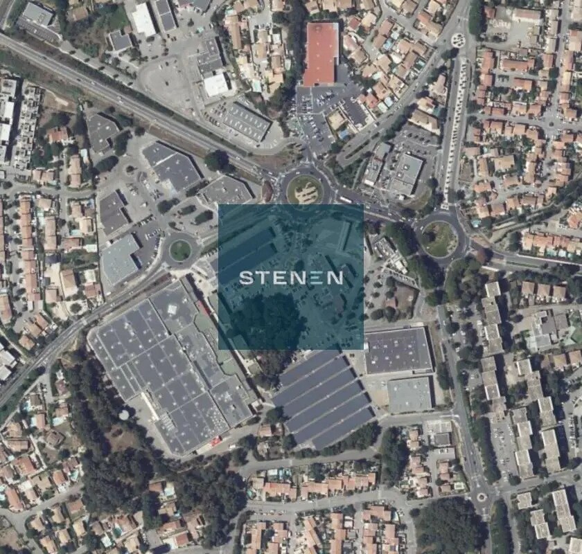 Location Commerce 1 200 m² - Photo 1