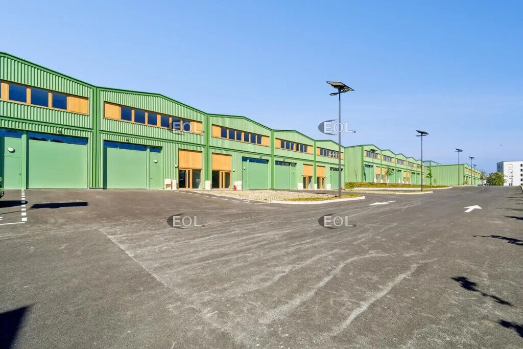 Location Local d'activités 378 m² à 1 520 m² - Photo 1