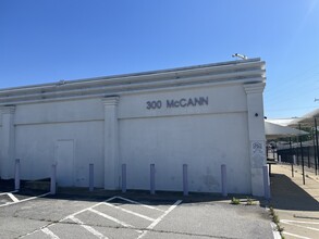 300 McCann St, Nashville, TN for rent Building Photo- Image 1 of 15